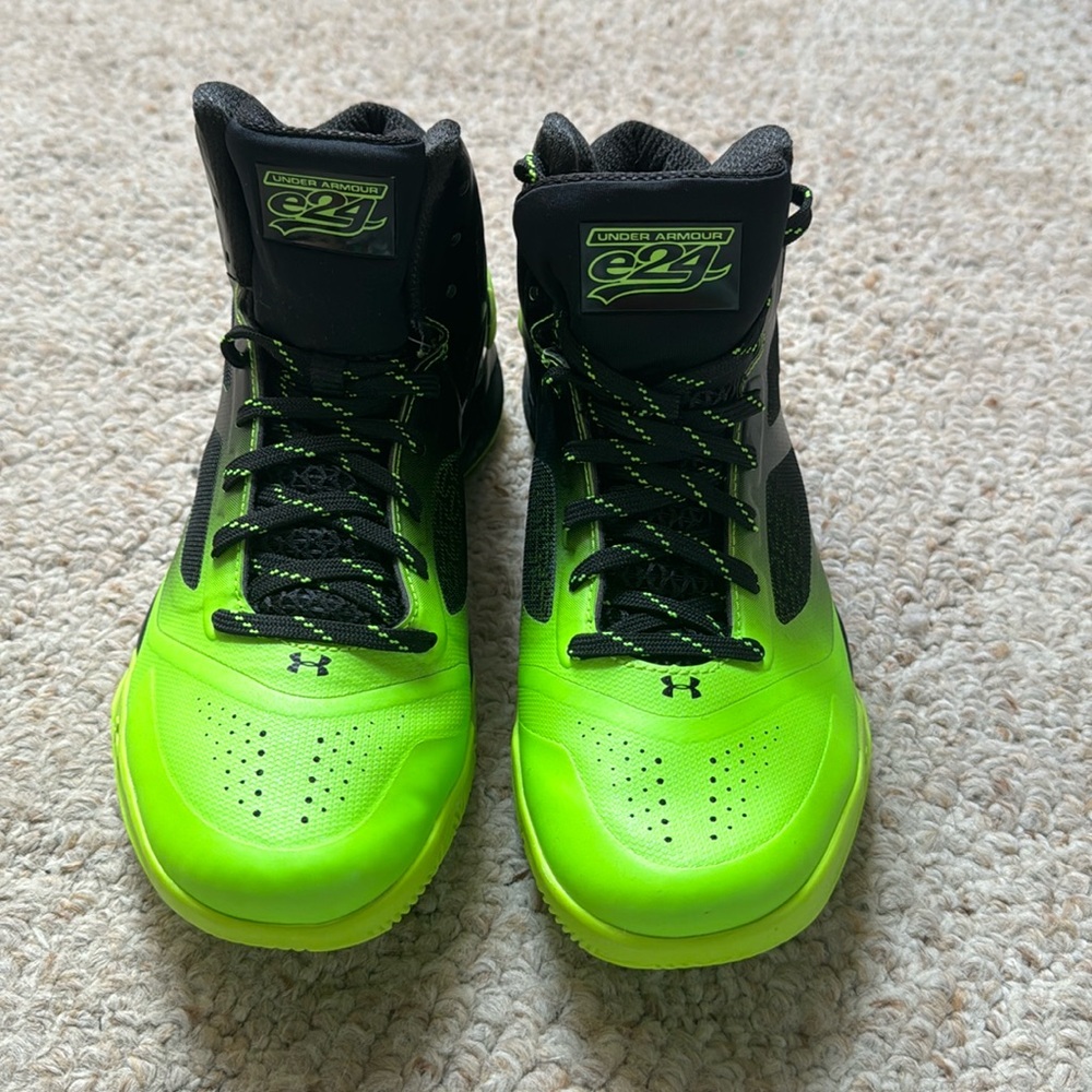 Brand New Under Armour Youth Basketball Sneakers